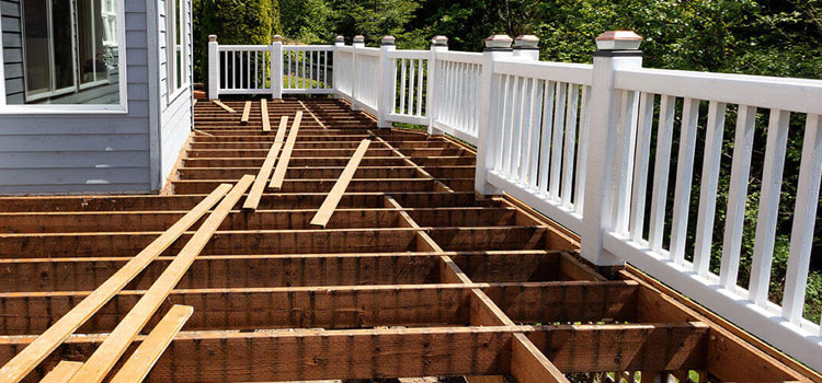 Deck Repair Free Estimate in Topanga, CA